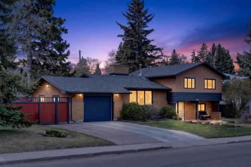 3811 24 Street Nw, Calgary, AB - Outdoor With Facade