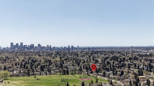 3811 24 Street Nw, Calgary, AB - Outdoor With View