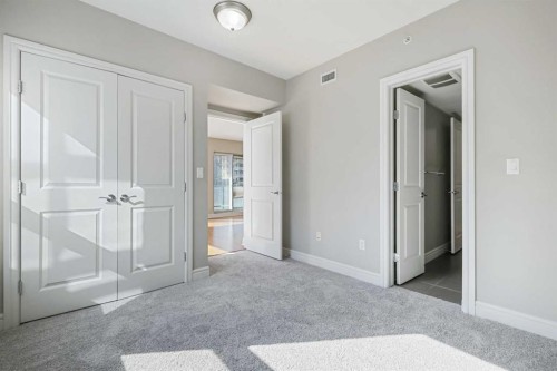 1607-910 5 Avenue Sw, Calgary, AB - Indoor Photo Showing Other Room