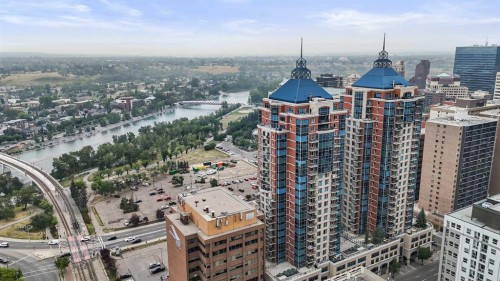 1607-910 5 Avenue Sw, Calgary, AB - Outdoor With View