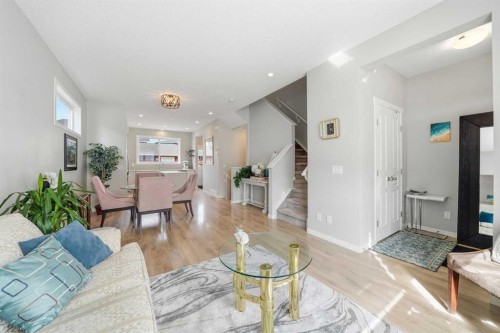 8112 Masters Boulevard Se, Calgary, AB - Indoor Photo Showing Living Room