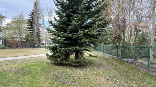 117 Woodpark Close Sw, Calgary, AB - Outdoor