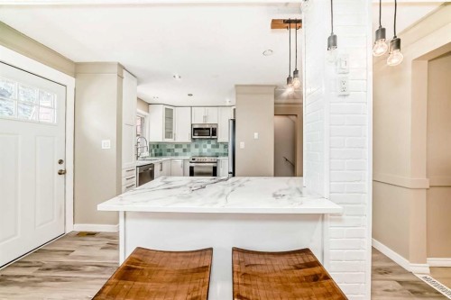 8-714 Willow Park Drive Se, Calgary, AB - Indoor Photo Showing Other Room