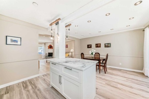 8-714 Willow Park Drive Se, Calgary, AB - Indoor Photo Showing Other Room