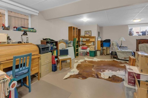 129 Fireside Place, Cochrane, AB - Indoor Photo Showing Other Room