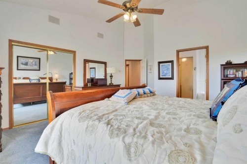 82 Valley Ridge Point Nw, Calgary, AB - Indoor Photo Showing Bedroom