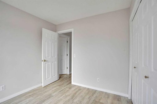 19 Taravista Gardens Ne, Calgary, AB - Indoor Photo Showing Other Room