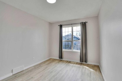 19 Taravista Gardens Ne, Calgary, AB - Indoor Photo Showing Other Room