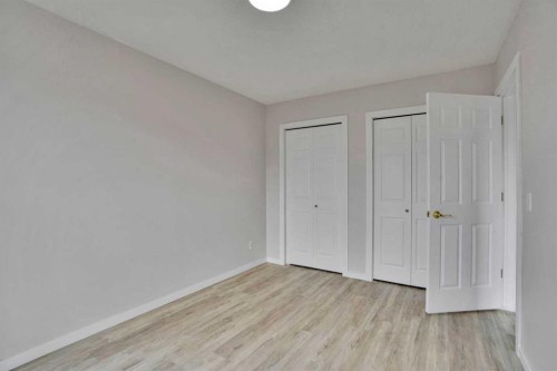 19 Taravista Gardens Ne, Calgary, AB - Indoor Photo Showing Other Room