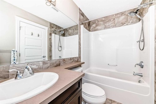 46 Nolanfield Road Nw, Calgary, AB - Indoor Photo Showing Bathroom