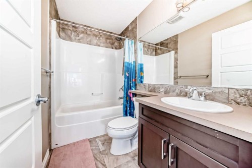 46 Nolanfield Road Nw, Calgary, AB - Indoor Photo Showing Bathroom