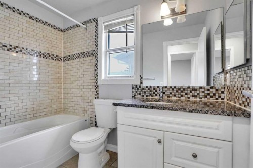 336 Whitworth Way Ne, Calgary, AB - Indoor Photo Showing Bathroom