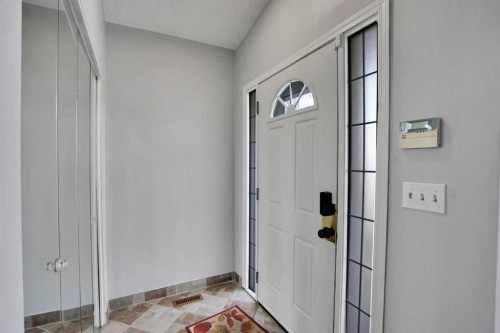 336 Whitworth Way Ne, Calgary, AB - Indoor Photo Showing Other Room