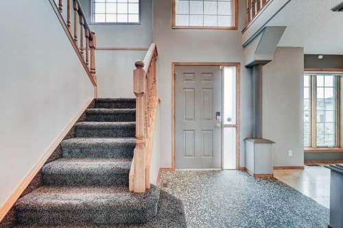91 Valley Ridge Green Nw, Calgary, AB - Indoor Photo Showing Other Room