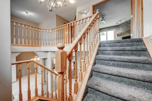91 Valley Ridge Green Nw, Calgary, AB - Indoor Photo Showing Other Room