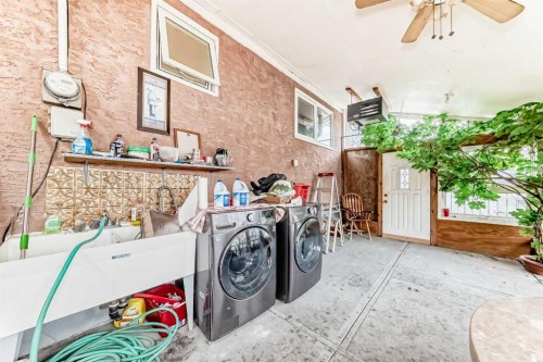 247 Huntford Way Ne, Calgary, AB - Indoor Photo Showing Laundry Room