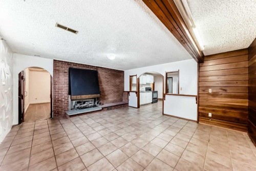 247 Huntford Way Ne, Calgary, AB - Indoor Photo Showing Other Room