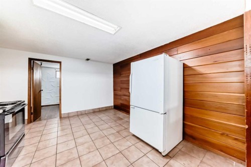 247 Huntford Way Ne, Calgary, AB - Indoor