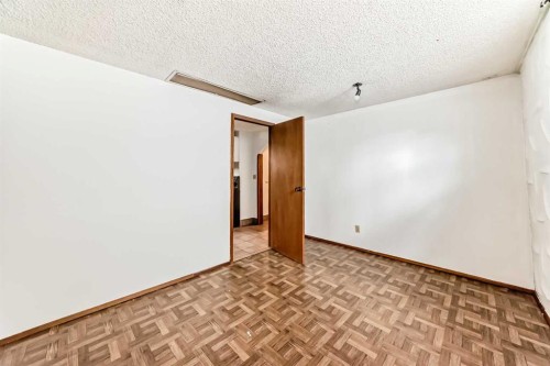247 Huntford Way Ne, Calgary, AB - Indoor Photo Showing Other Room