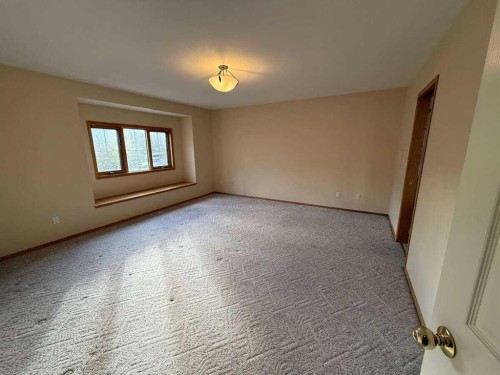 2 Terrace Place, Canmore, AB - Indoor Photo Showing Other Room