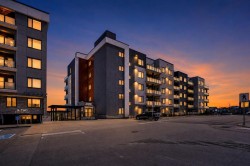 405-138 Sage Valley Common NW Calgary, AB T3R 1X7