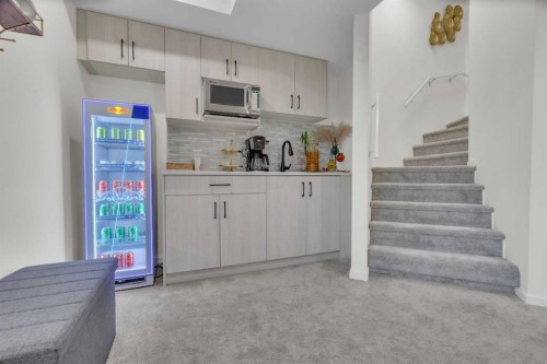 165 Savanna Street Ne, Calgary, AB - Indoor Photo Showing Kitchen