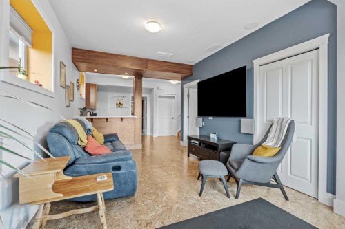 10 Heritage View, Cochrane, AB - Indoor