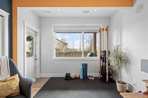 10 Heritage View, Cochrane, AB - Indoor Photo Showing Other Room