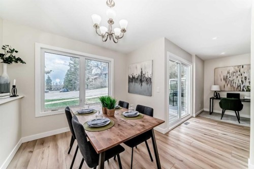 80 Coachway Gardens Sw, Calgary, AB - Indoor Photo Showing Dining Room