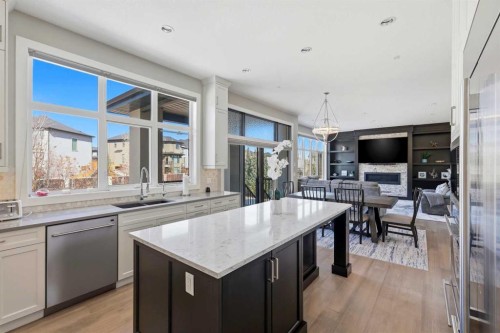 75 Aspen Summit Court Sw, Calgary, AB - Indoor Photo Showing Kitchen