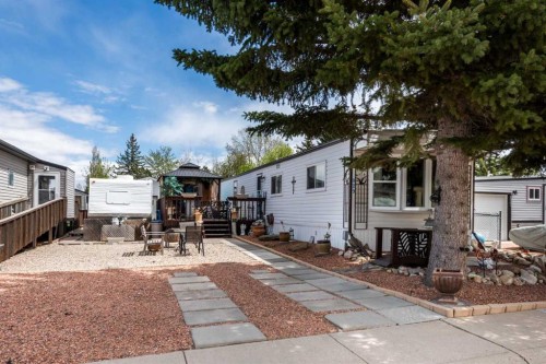 829 Bayview Road  Strathmore, AB T1P 1E1