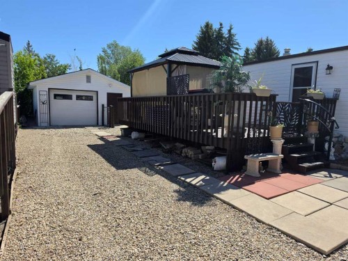 829 Bayview Road, Strathmore, AB 