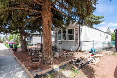 829 Bayview Road, Strathmore, AB 