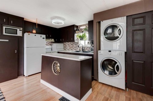 829 Bayview Road, Strathmore, AB 