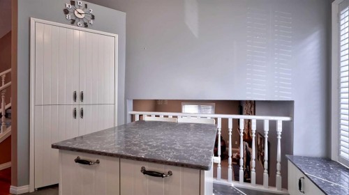 48 Riverbrook Road Se, Calgary, AB - Indoor