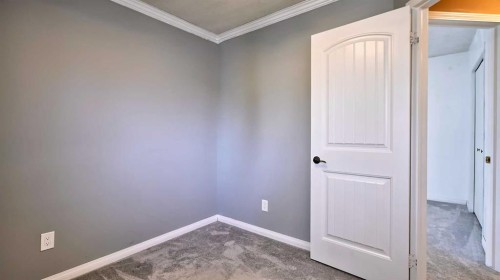48 Riverbrook Road Se, Calgary, AB - Indoor Photo Showing Other Room