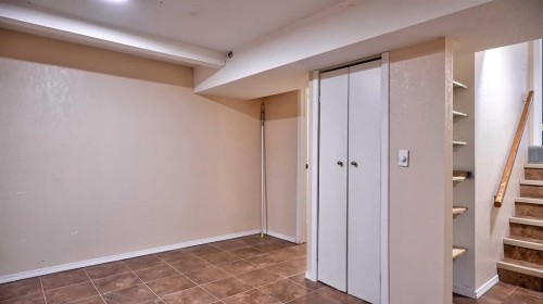 48 Riverbrook Road Se, Calgary, AB - Indoor Photo Showing Other Room