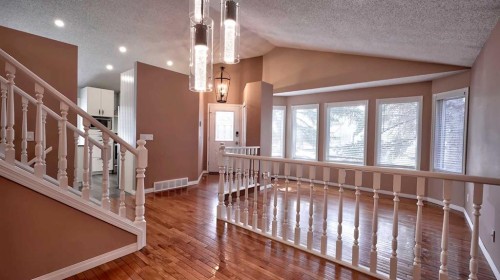 48 Riverbrook Road Se, Calgary, AB - Indoor Photo Showing Other Room