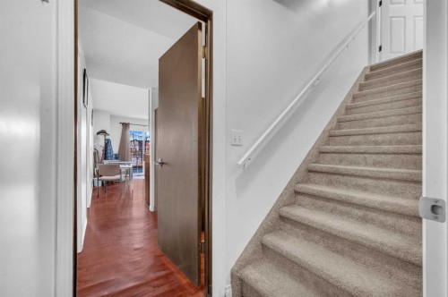300 Taracove Estate Drive Ne, Calgary, AB - Indoor Photo Showing Other Room