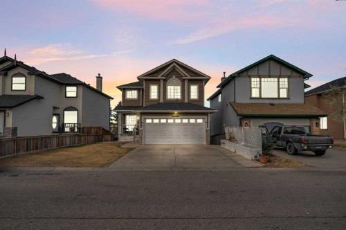 300 Taracove Estate Drive Ne, Calgary, AB - Outdoor With Facade
