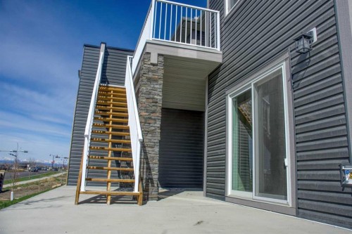 31 Wolf Crescent, Okotoks, AB - Outdoor
