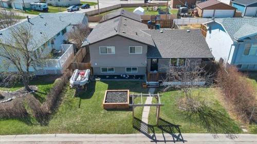 334 Lausen Place, Carseland, AB - Outdoor