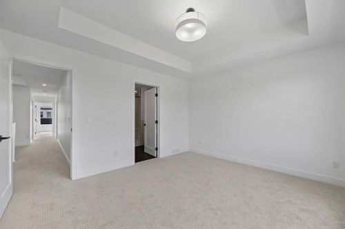 135 Walgrove Bay Se, Calgary, AB - Indoor Photo Showing Other Room