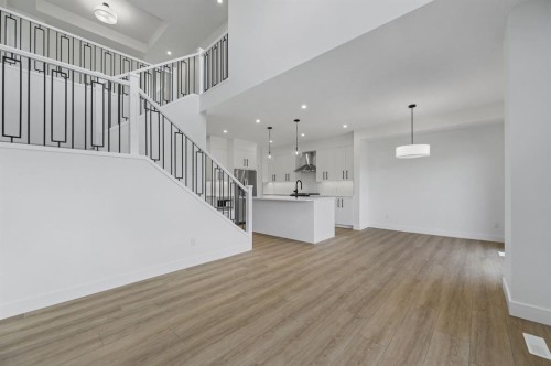 135 Walgrove Bay Se, Calgary, AB - Indoor