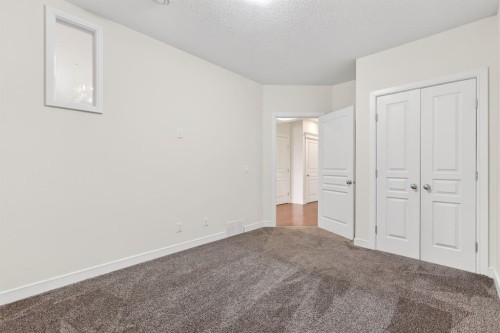 123 Evanscrest Way Nw, Calgary, AB - Indoor Photo Showing Other Room