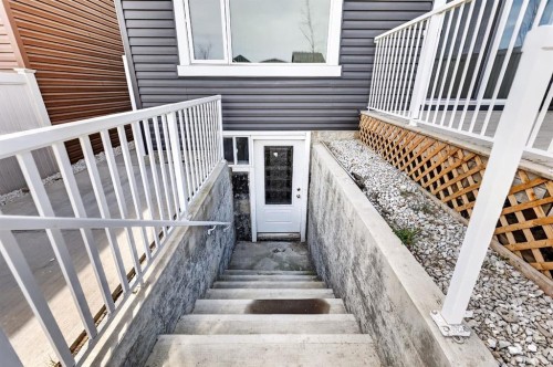 123 Evanscrest Way Nw, Calgary, AB - Outdoor With Exterior