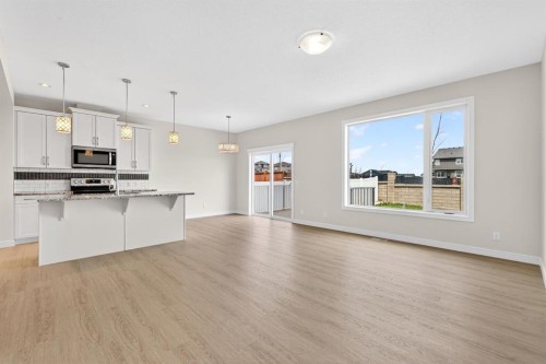 123 Evanscrest Way Nw, Calgary, AB - Indoor Photo Showing Kitchen With Upgraded Kitchen
