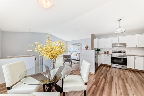 118 Bridleridge Way Sw, Calgary, AB - Indoor