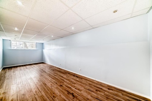 118 Bridleridge Way Sw, Calgary, AB - Indoor Photo Showing Other Room