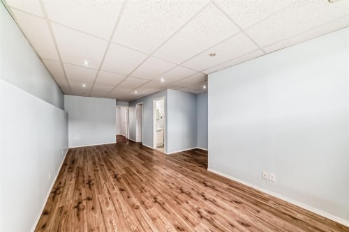 118 Bridleridge Way Sw, Calgary, AB - Indoor Photo Showing Other Room